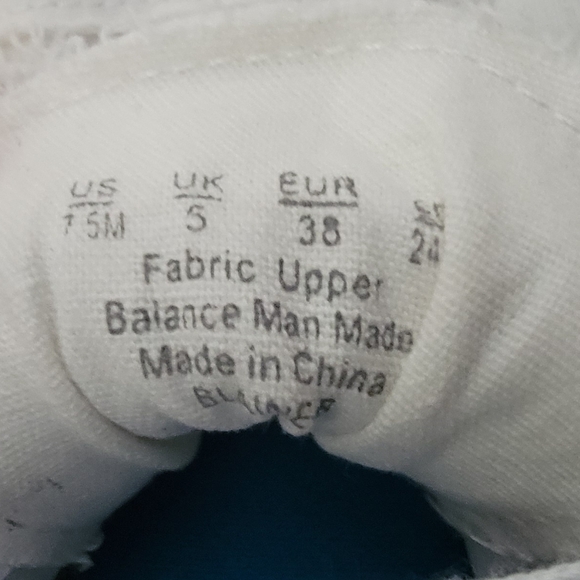 Blowfish White Sneakers - Picture 6 of 7